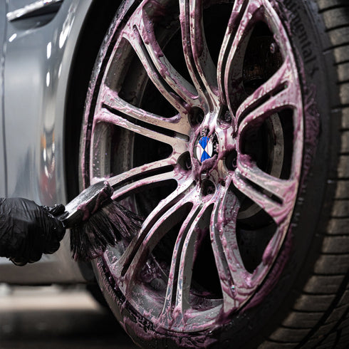 Q²M Iron Wheel Cleaner Redefined